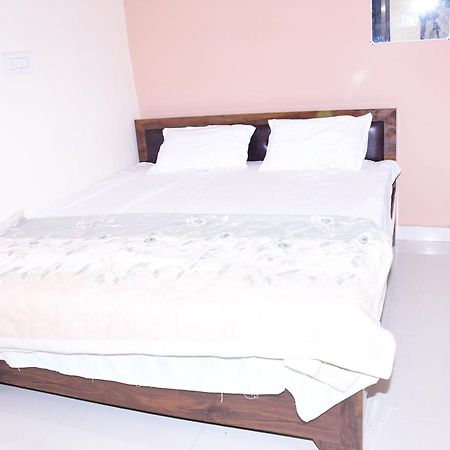 Shree Ram Hotel Ayodhya Kültér fotó