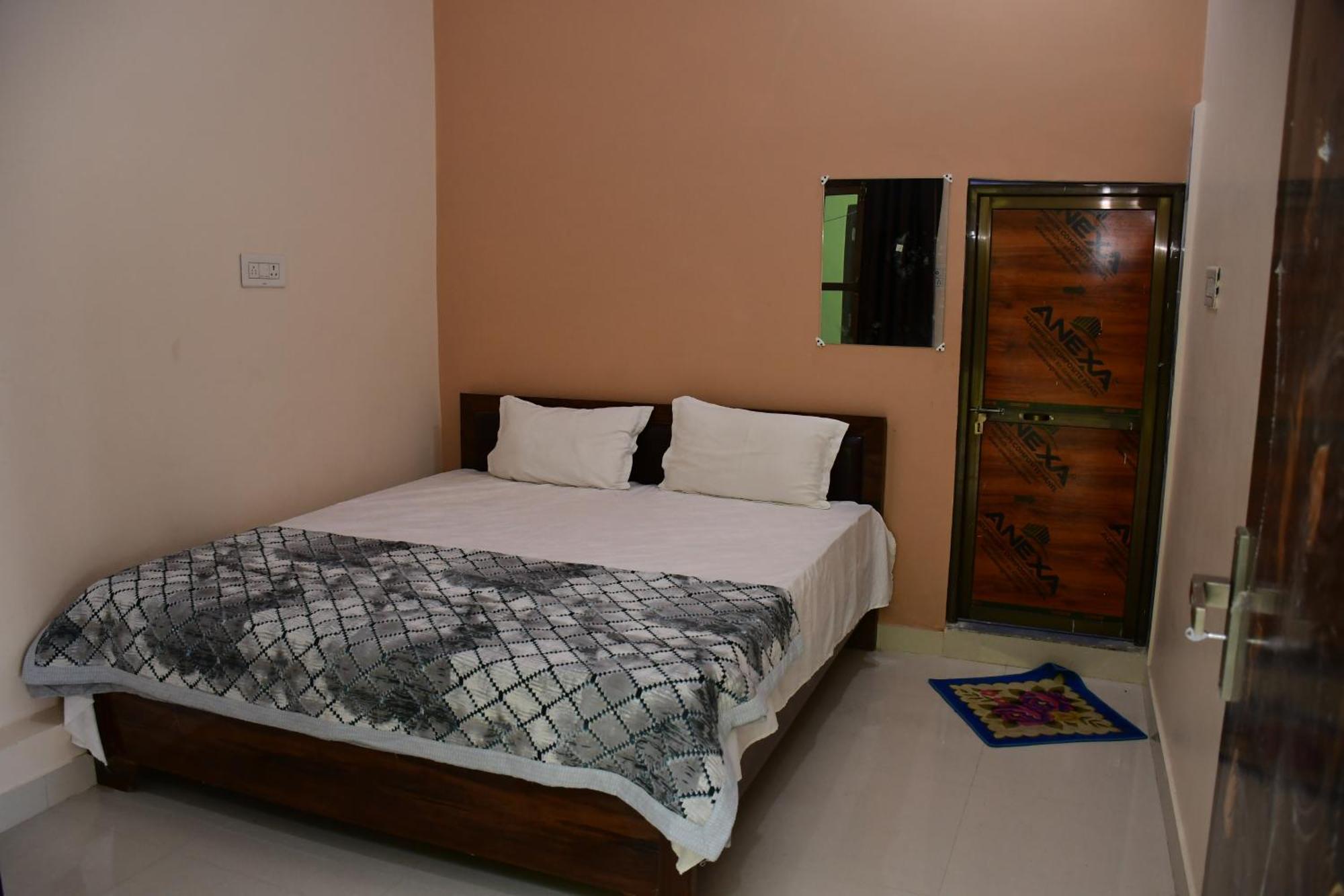 Shree Ram Hotel Ayodhya Kültér fotó