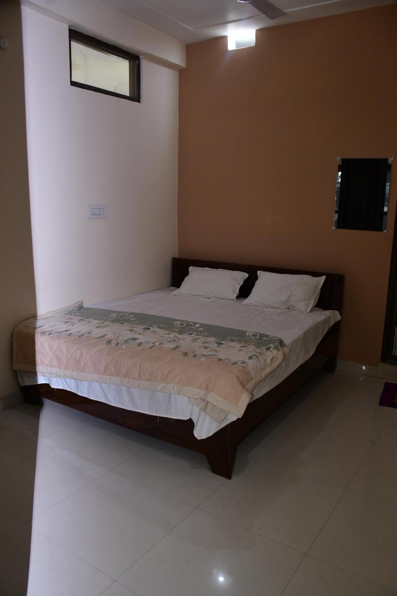 Shree Ram Hotel Ayodhya Kültér fotó